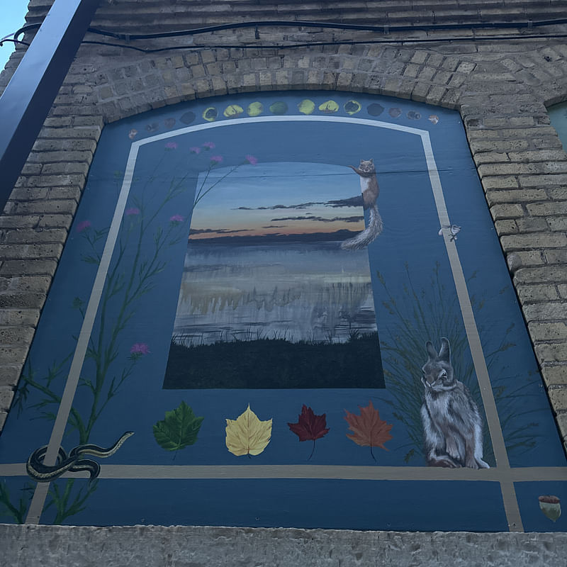 mural in Oshkosh by artist unknown.