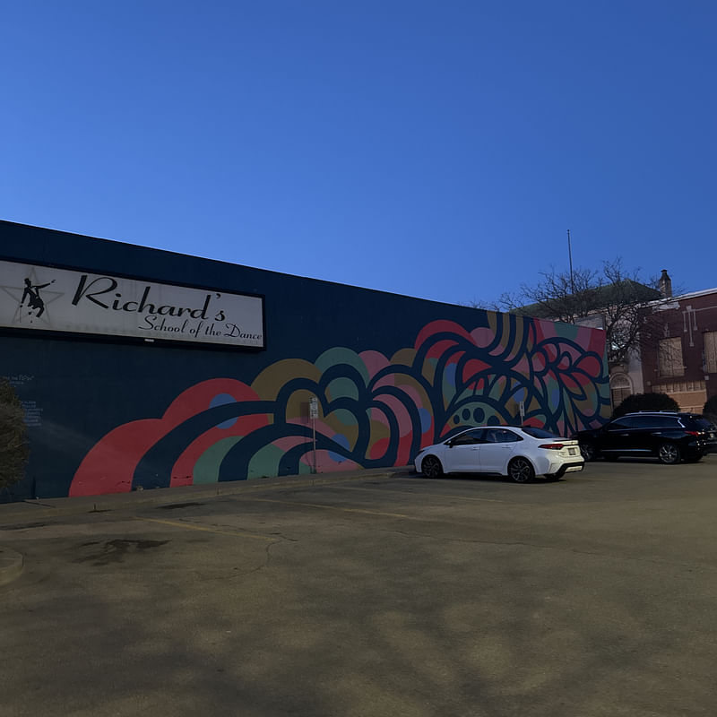 mural in Oshkosh by artist unknown.