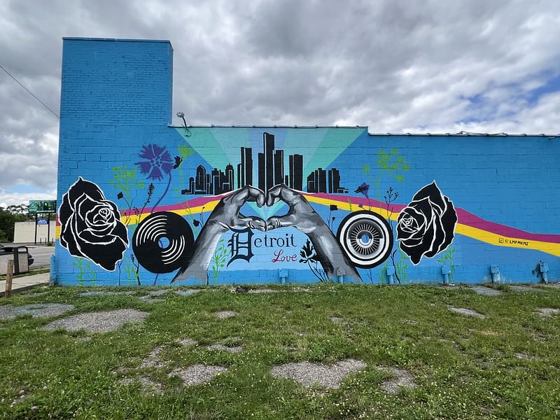 mural in Detroit by artist unknown.