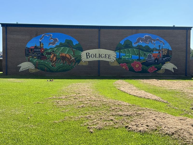 mural in Boligee by artist unknown.