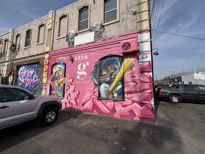 mural in Los Angeles by artist unknown.