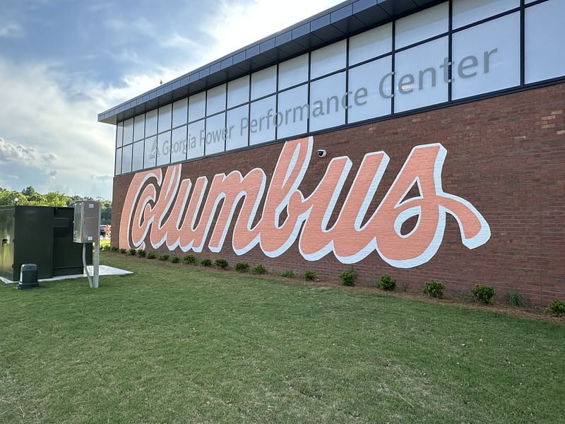 mural in Columbus by artist unknown.