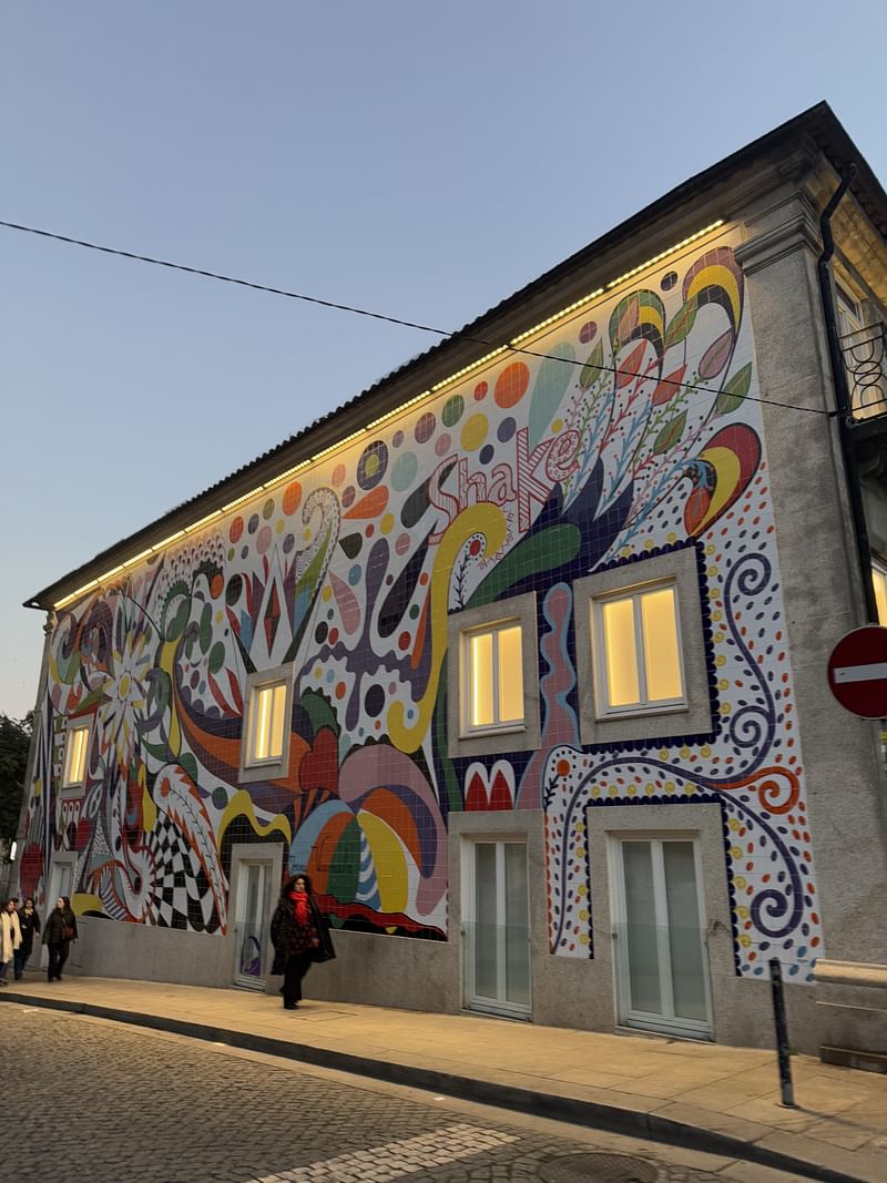mural in Porto by artist Joana Vasconcelos.