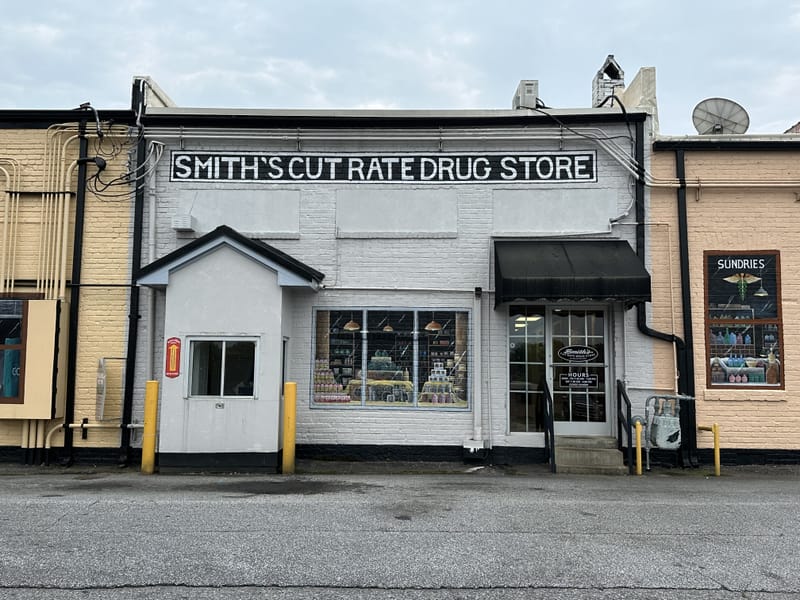 mural in Bostic by artist unknown.