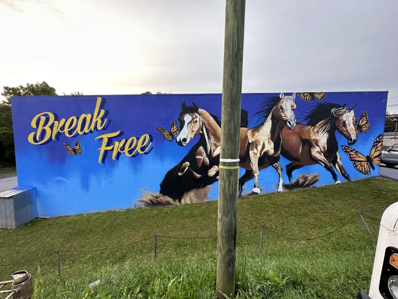 mural in Hickory by artist unknown.