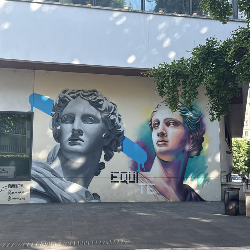 mural in Antibes by artist César Malfi.