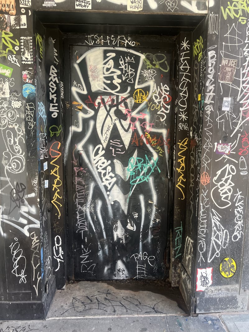 mural in New York by artist unknown.