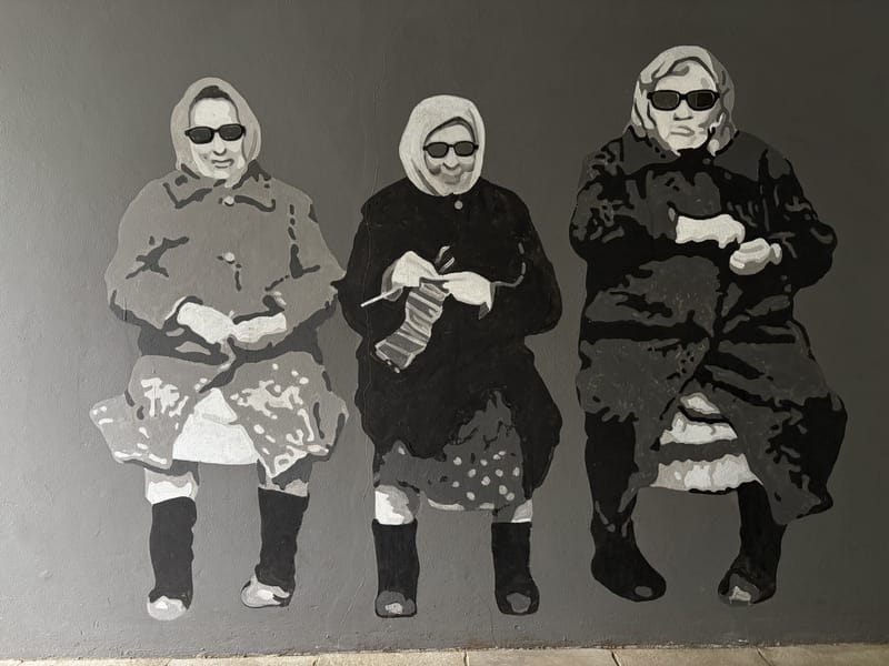 mural in Kaunas by artist unknown.