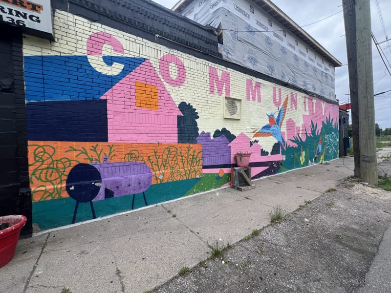 mural in Hamtramck by artist Michael Polakowski.