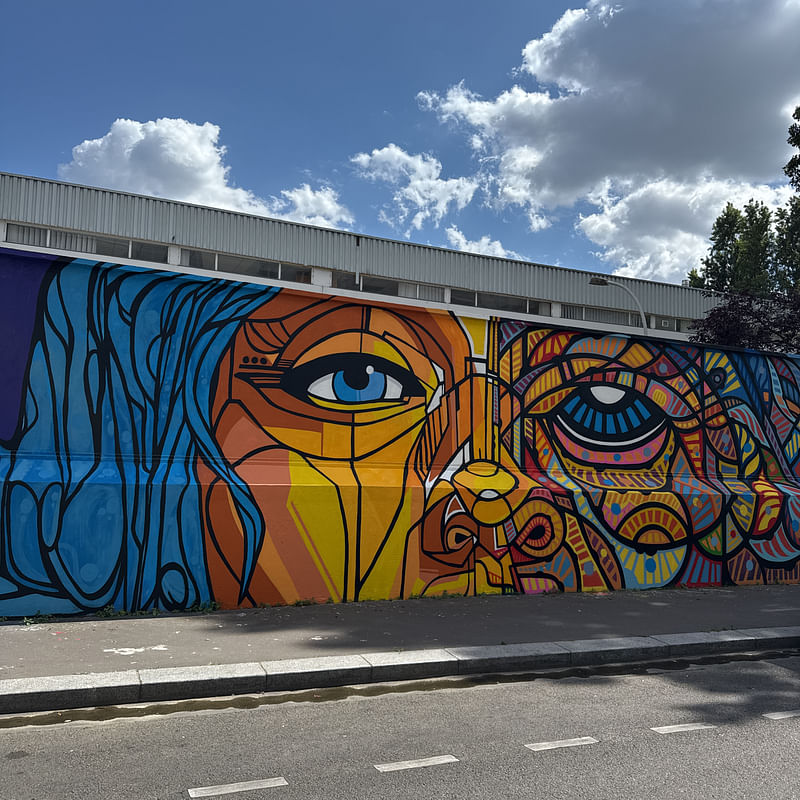 mural in Paris by artist unknown.