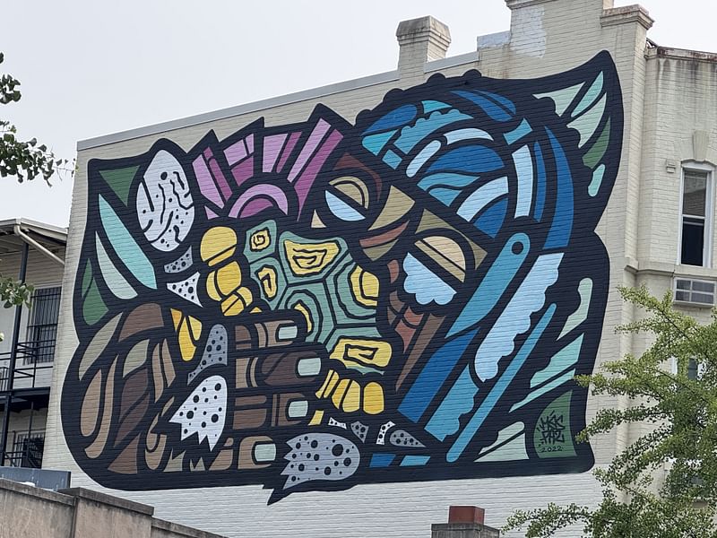mural in Washington by artist MasPaz.