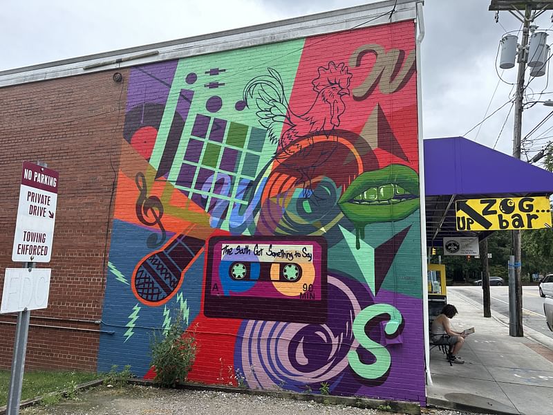 mural in Chapel Hill by artist unknown.