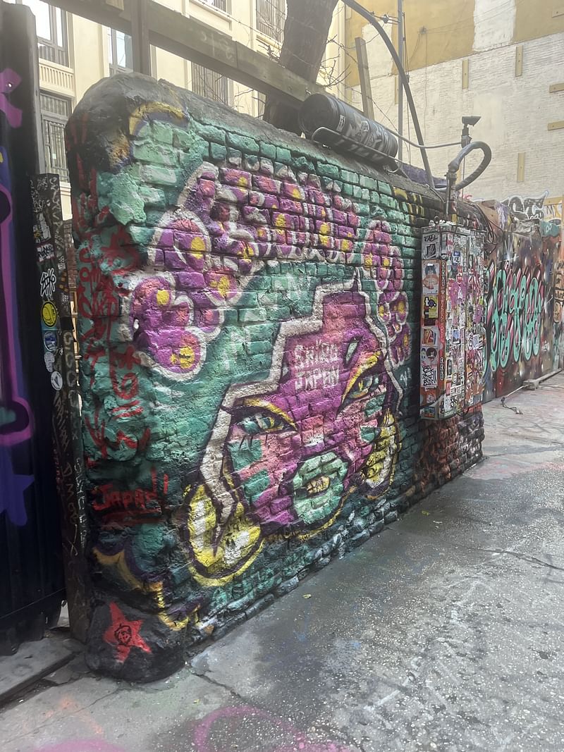 mural in New York by artist unknown.