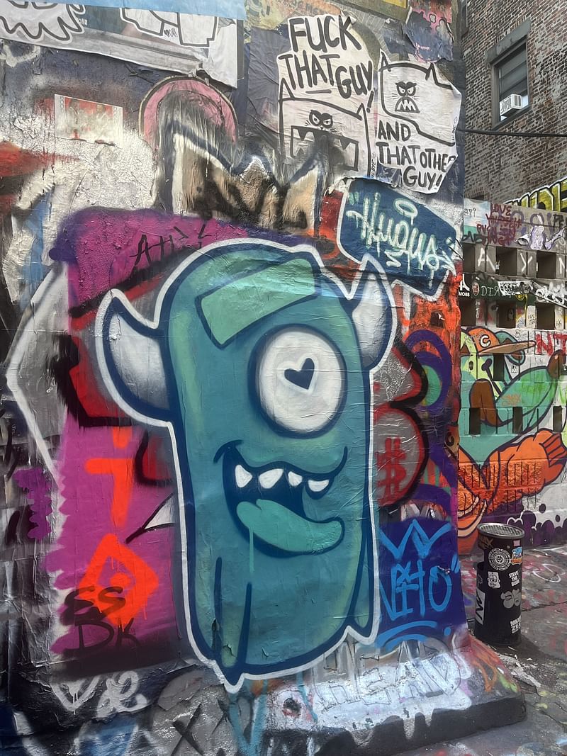 mural in New York by artist unknown.