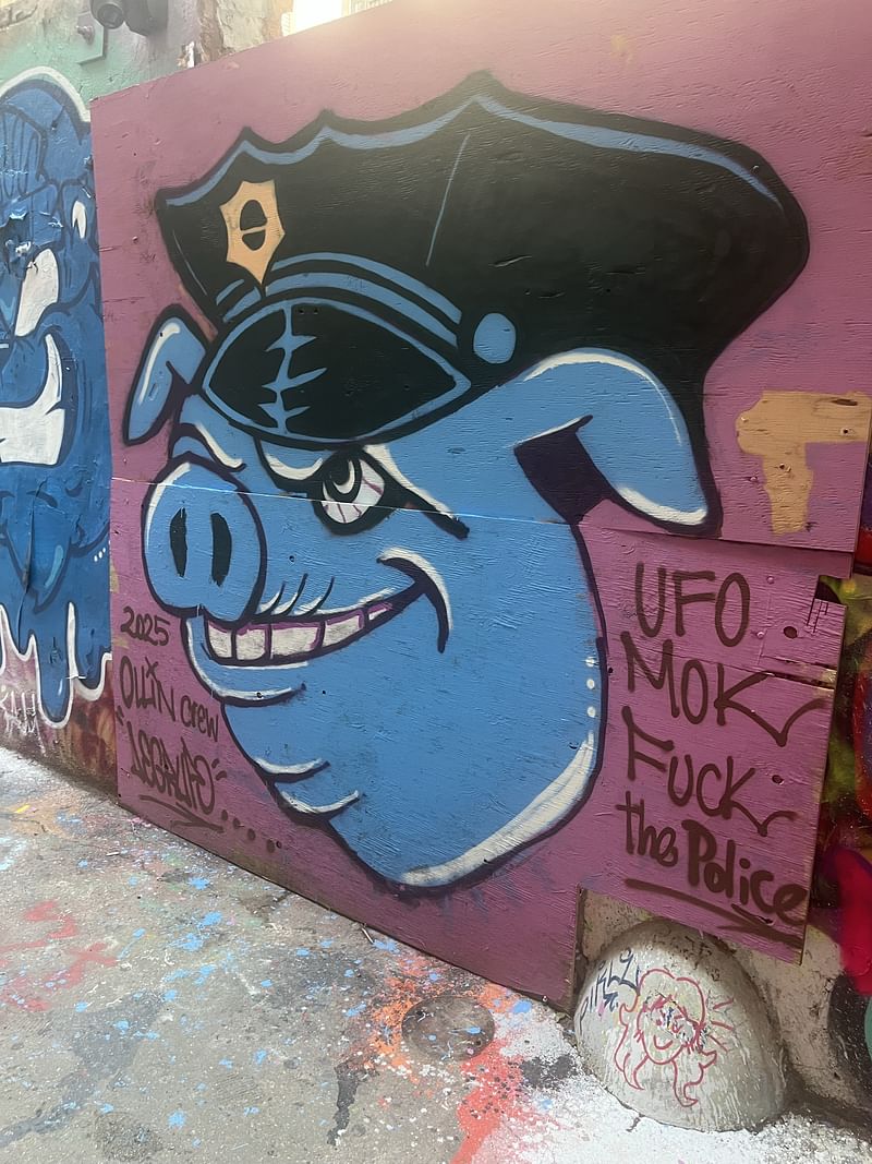 mural in New York by artist unknown.
