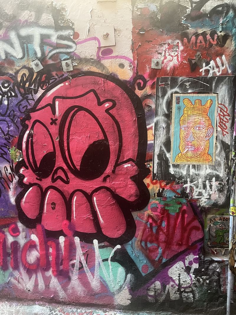 mural in New York by artist unknown.