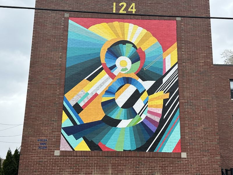 mural in South Bend by artist Alex Ann Allen.