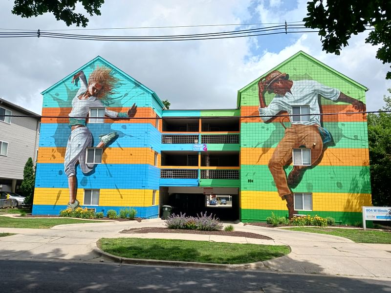 mural in Urbana by artist Rafael Blanco.
