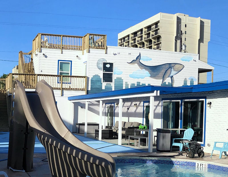 mural in South Padre Island by artist Mario Morales.
