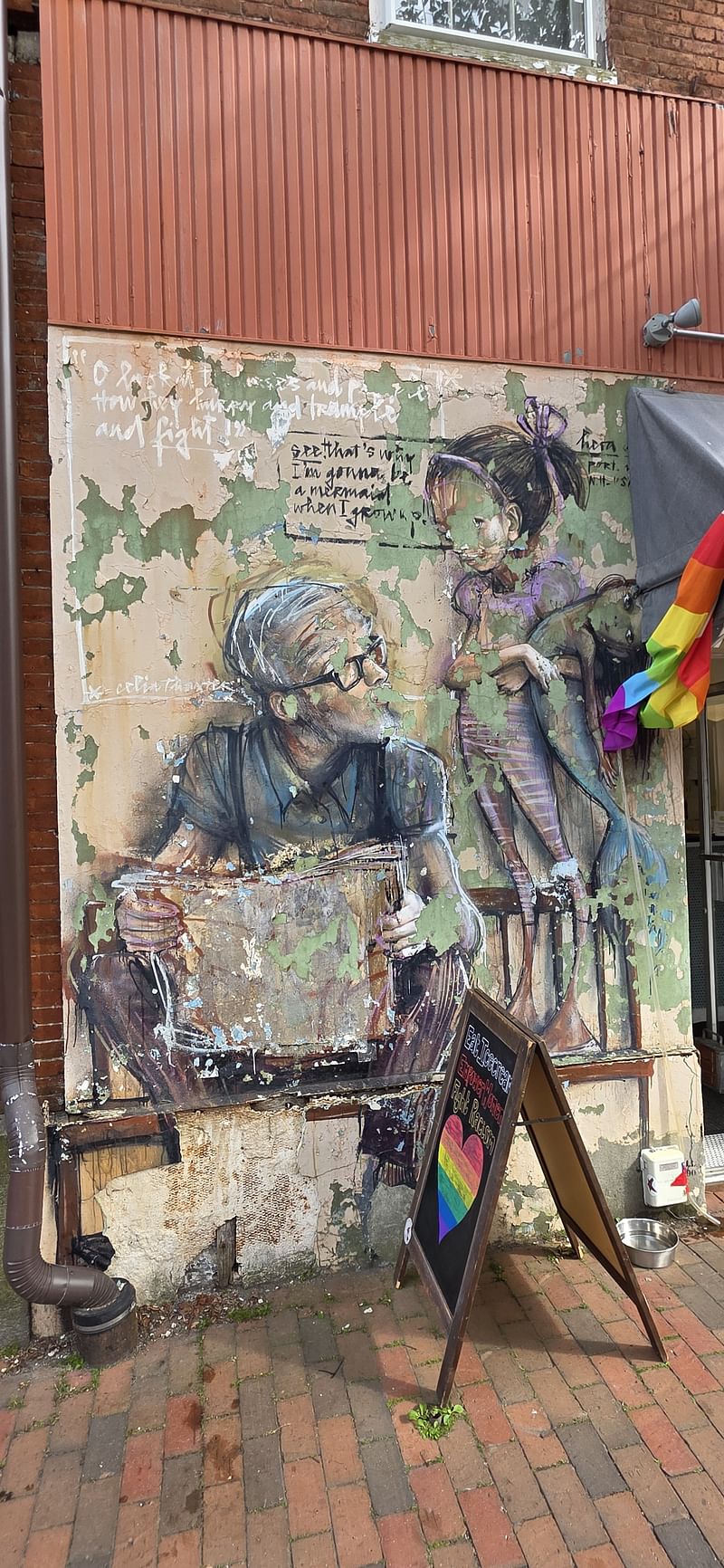 mural in Portsmouth by artist Herakut.