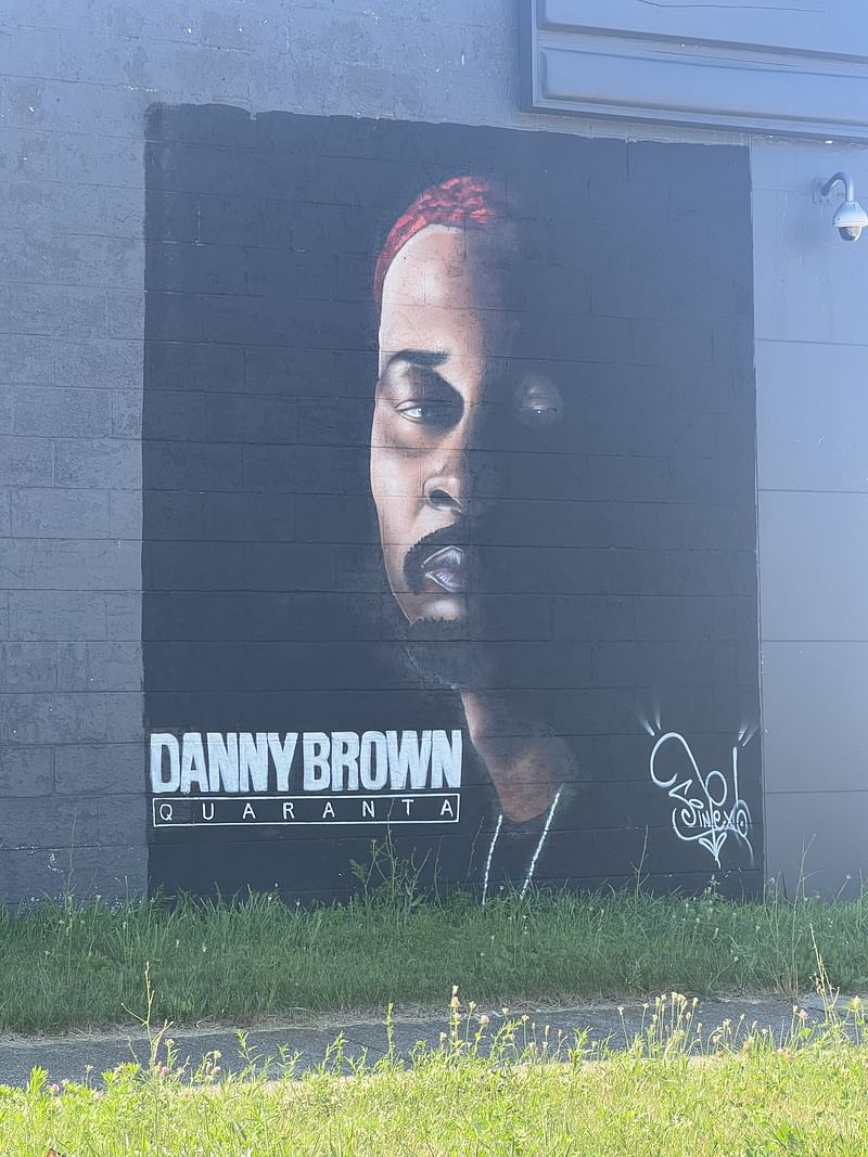 mural in Highland Park by artist Sintex.