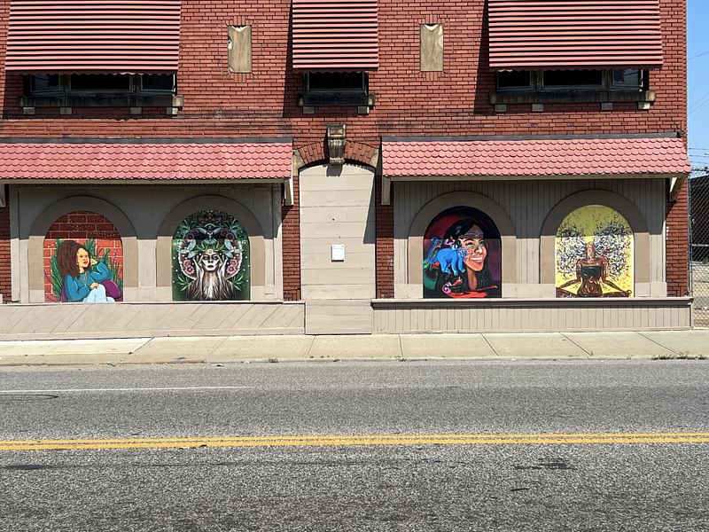 mural in Cleveland by artist unknown.
