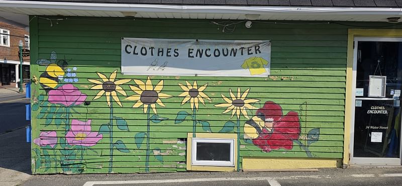 mural in Ellsworth by artist unknown.