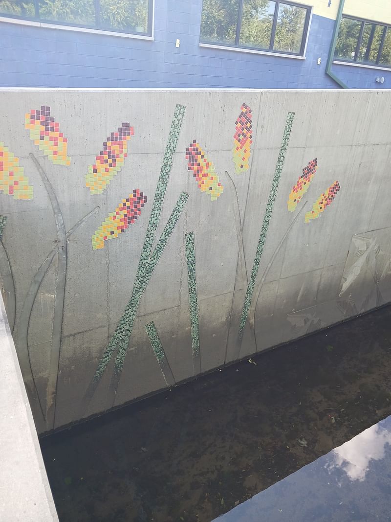 mural in Urbana by artist unknown.