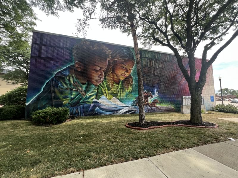 mural in Hazel Park by artist Zach Curtis.
