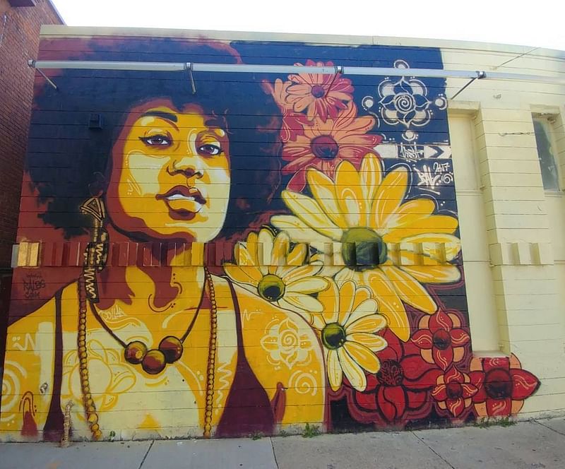 mural in Minneapolis by artist Reggie LeFlore.