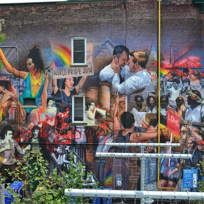 mural in Toronto by artist Christiano De Araujo.