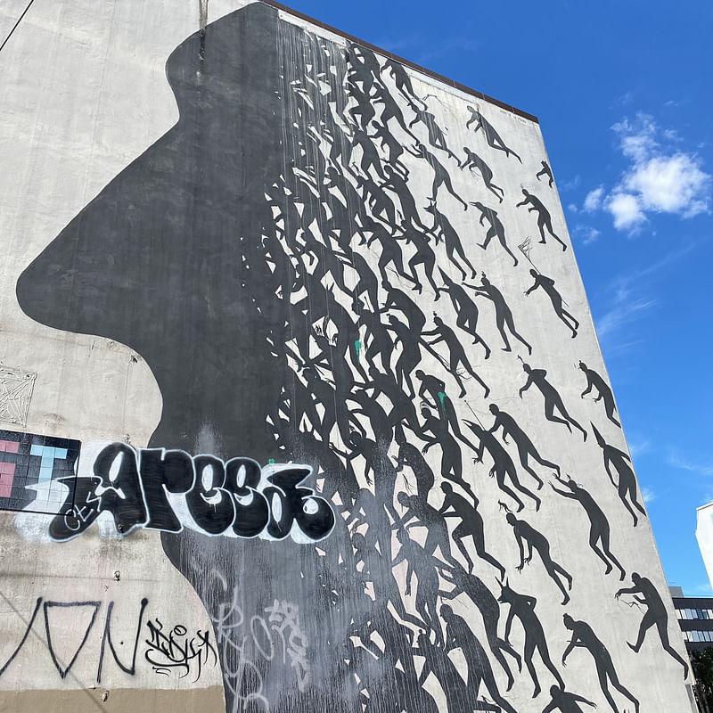 mural in  by artist unknown.