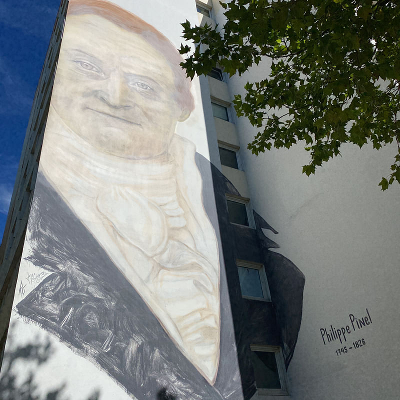 mural in Paris by artist unknown.