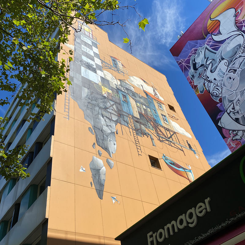 mural in  by artist unknown.