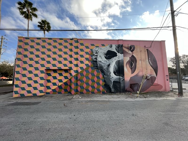 mural in St. Petersburg by artist Michael Reeder.