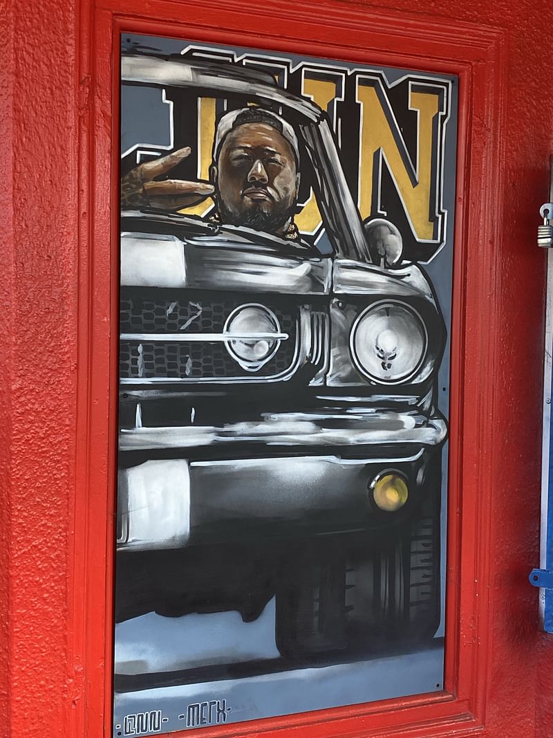 mural in Oakland by artist unknown.