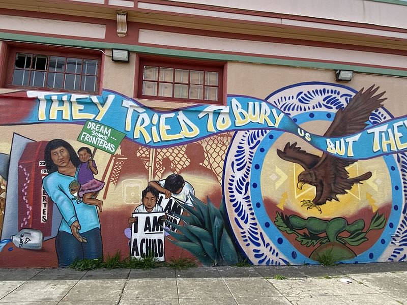 mural in Oakland by artist unknown.