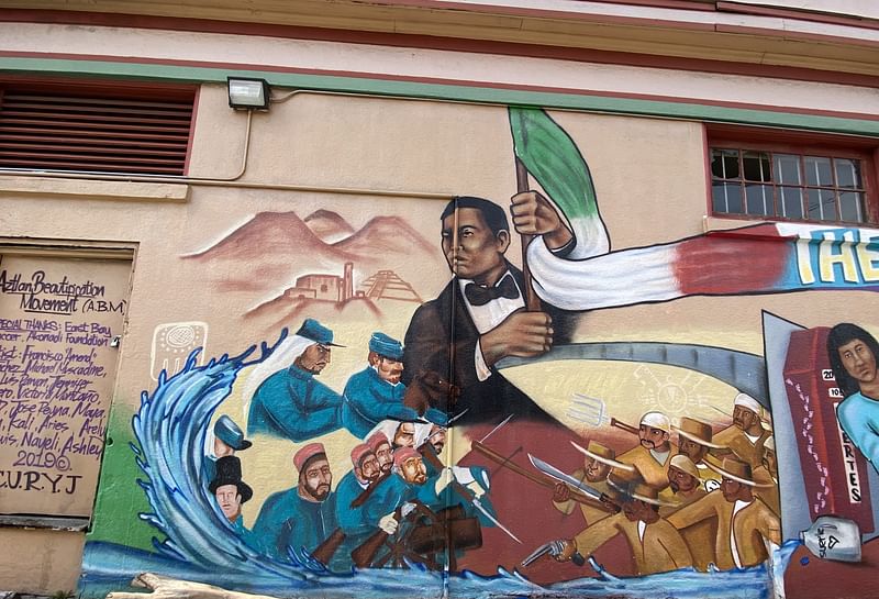 mural in Oakland by artist unknown.
