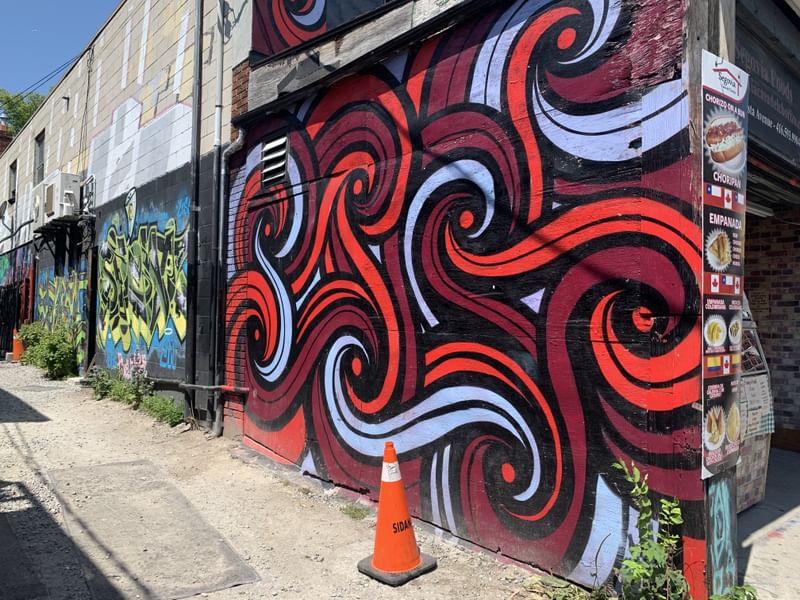mural in Toronto by artist unknown.