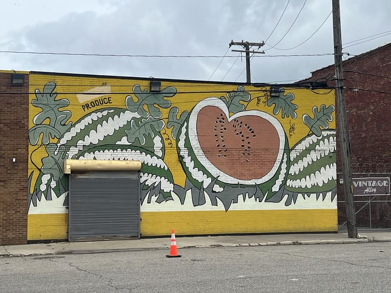 mural in Detroit by artist unknown.