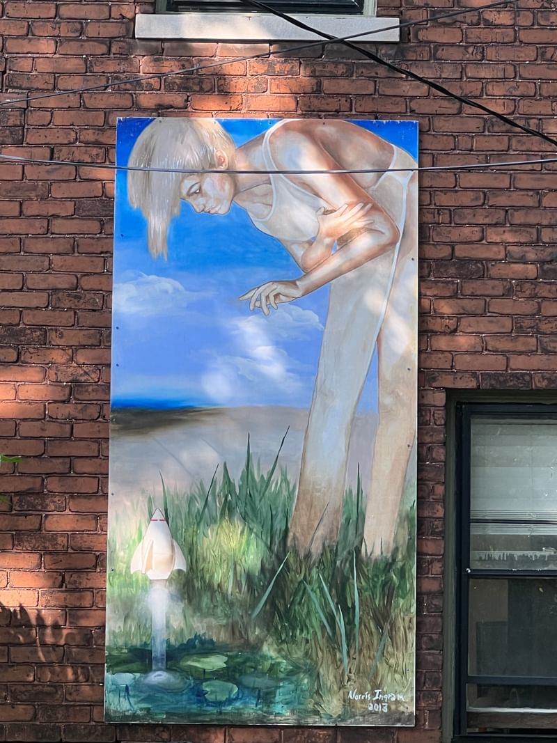 mural in Detroit by artist unknown.
