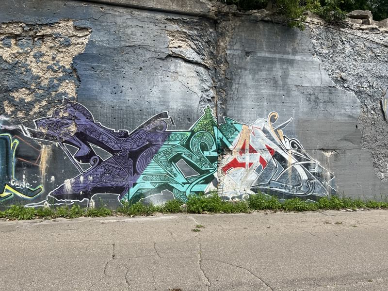 mural in Detroit by artist unknown.