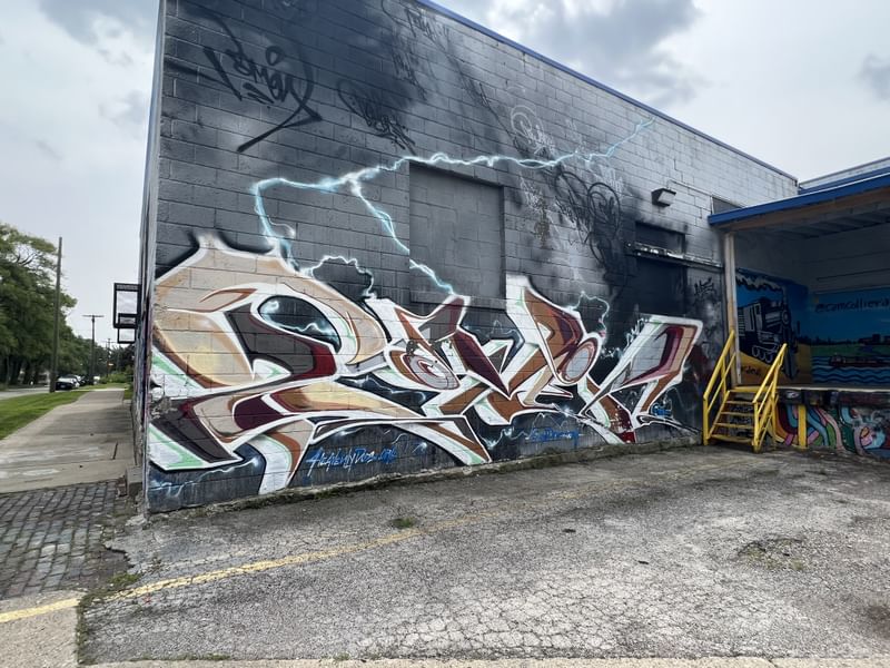 mural in Detroit by artist unknown.